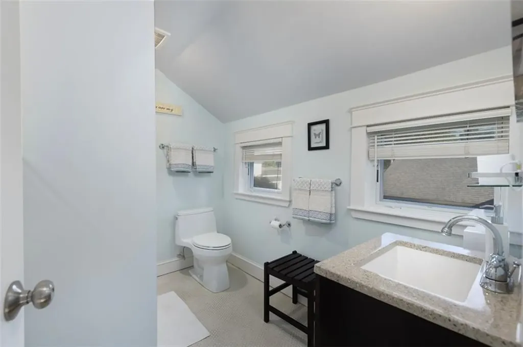 230 Marlborough Street East Greenwich RI 02818