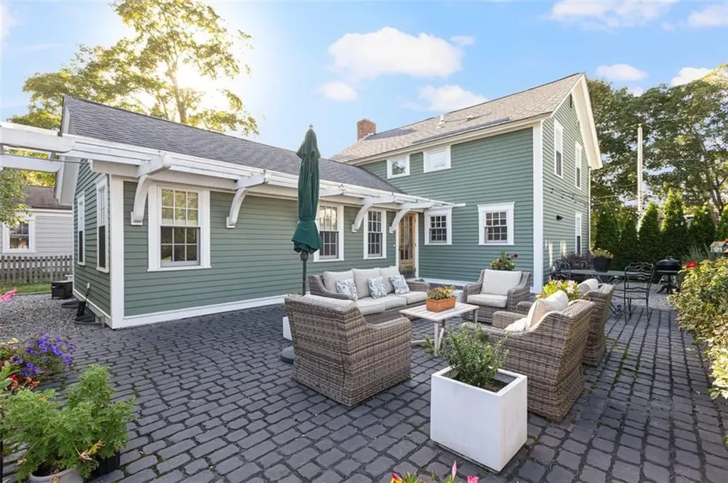 230 Marlborough Street East Greenwich RI 02818