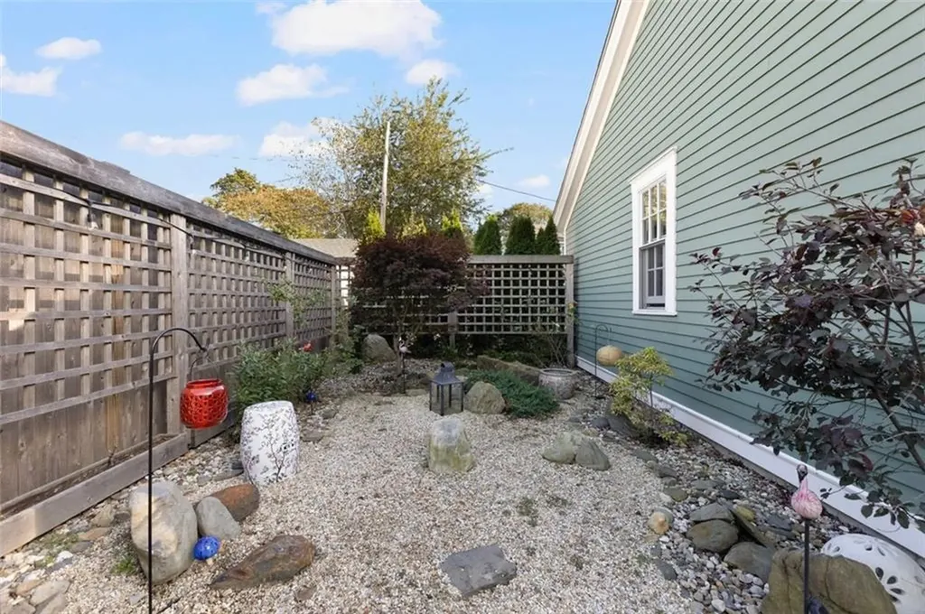 230 Marlborough Street East Greenwich RI 02818