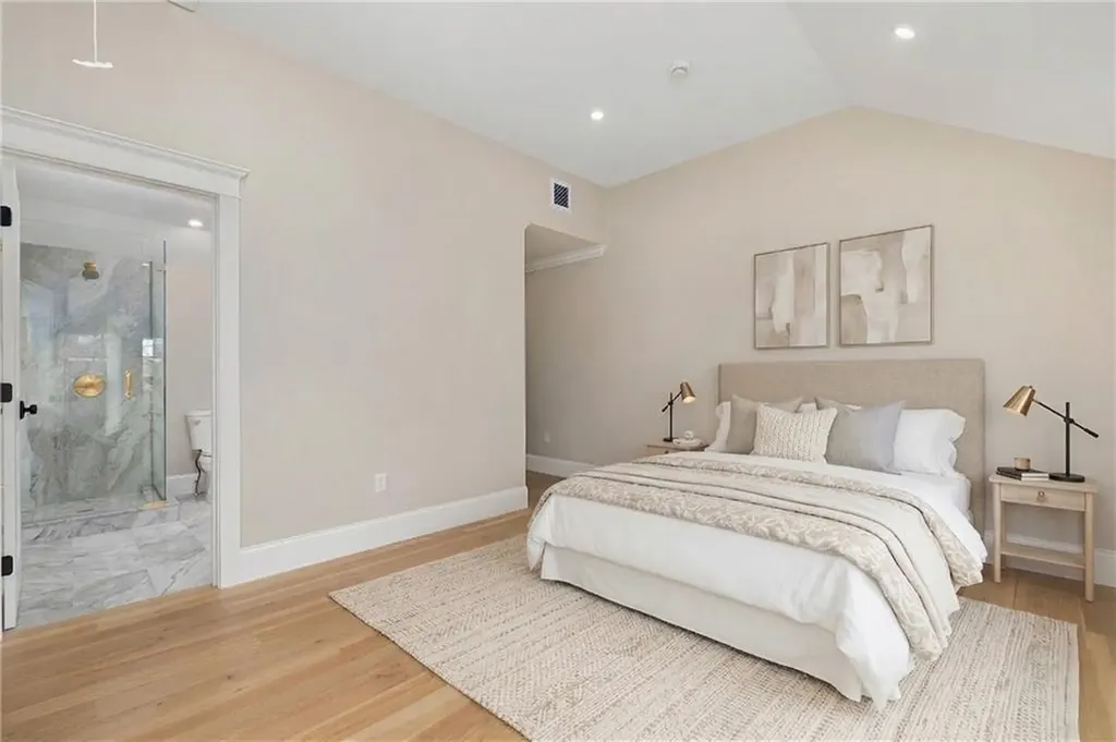 14 Sherman Street Newport RI 02840