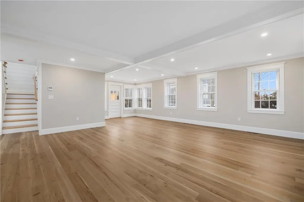 14 Sherman Street Newport RI 02840