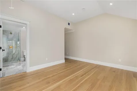 14 Sherman Street Newport RI 02840