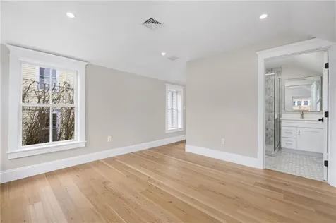 14 Sherman Street Newport RI 02840