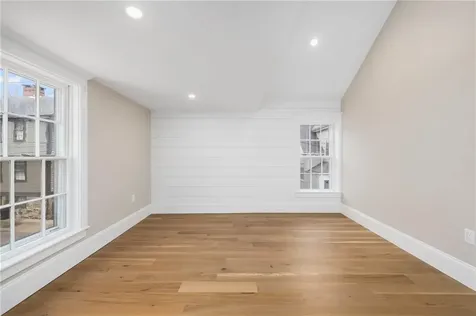 14 Sherman Street Newport RI 02840