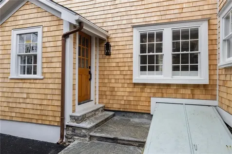 14 Sherman Street Newport RI 02840