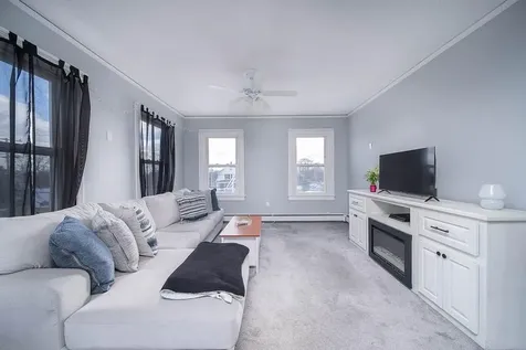 2919 Pawtucket Avenue East Providence RI 02915