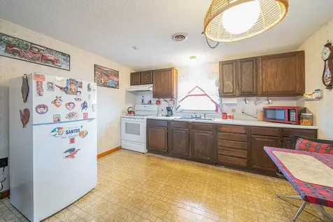 2919 Pawtucket Avenue East Providence RI 02915