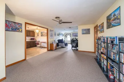 2919 Pawtucket Avenue East Providence RI 02915