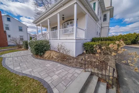 2919 Pawtucket Avenue East Providence RI 02915