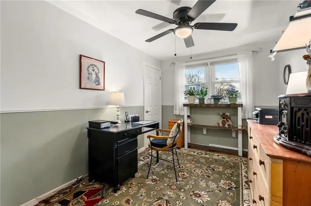 109 Hawksley Avenue Warwick RI 02889