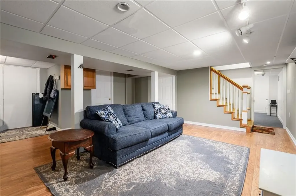 109 Hawksley Avenue Warwick RI 02889