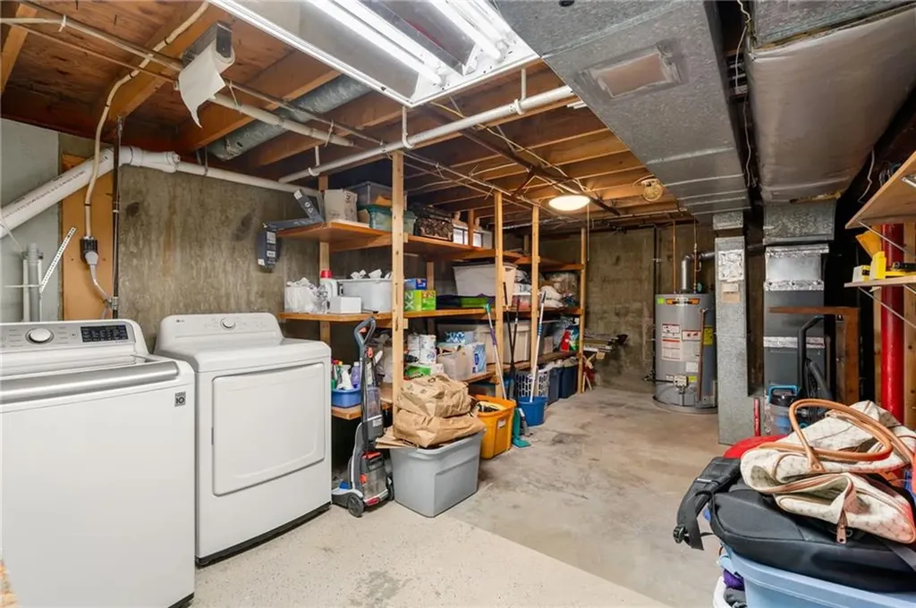 109 Hawksley Avenue Warwick RI 02889
