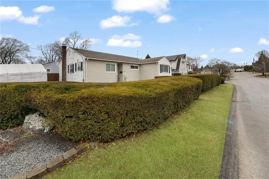 20 Cleveland Street West Warwick RI 02893