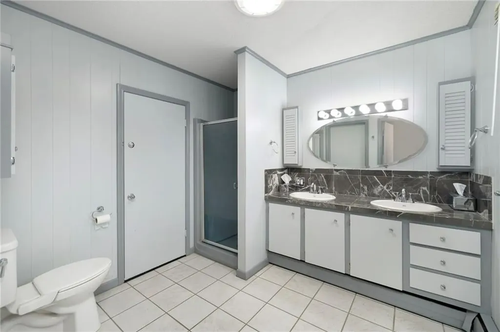 20 Cleveland Street West Warwick RI 02893