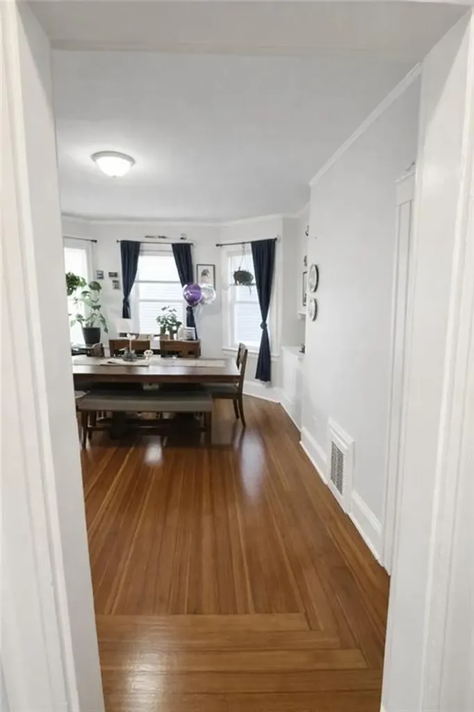 22 Mayflower Street Providence RI 02906