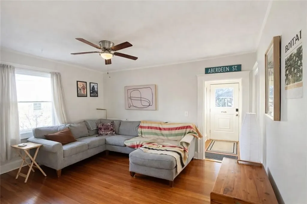 22 Mayflower Street Providence RI 02906