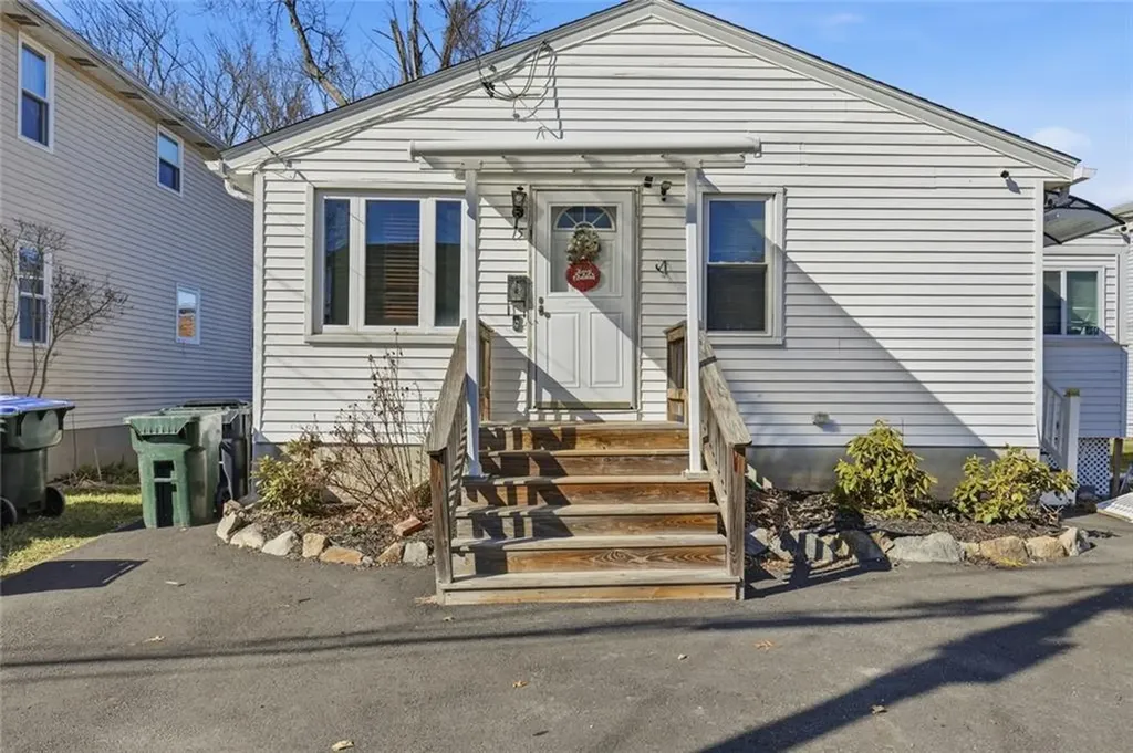15 Gage Street Providence RI 02909
