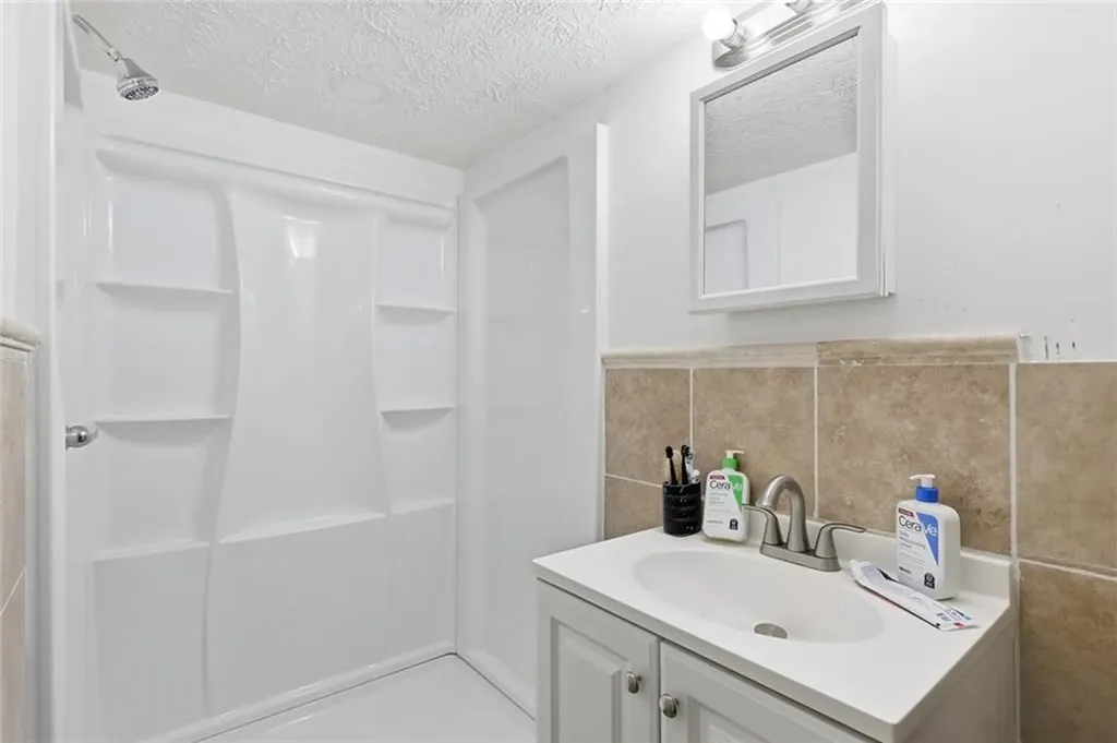 15 Gage Street Providence RI 02909