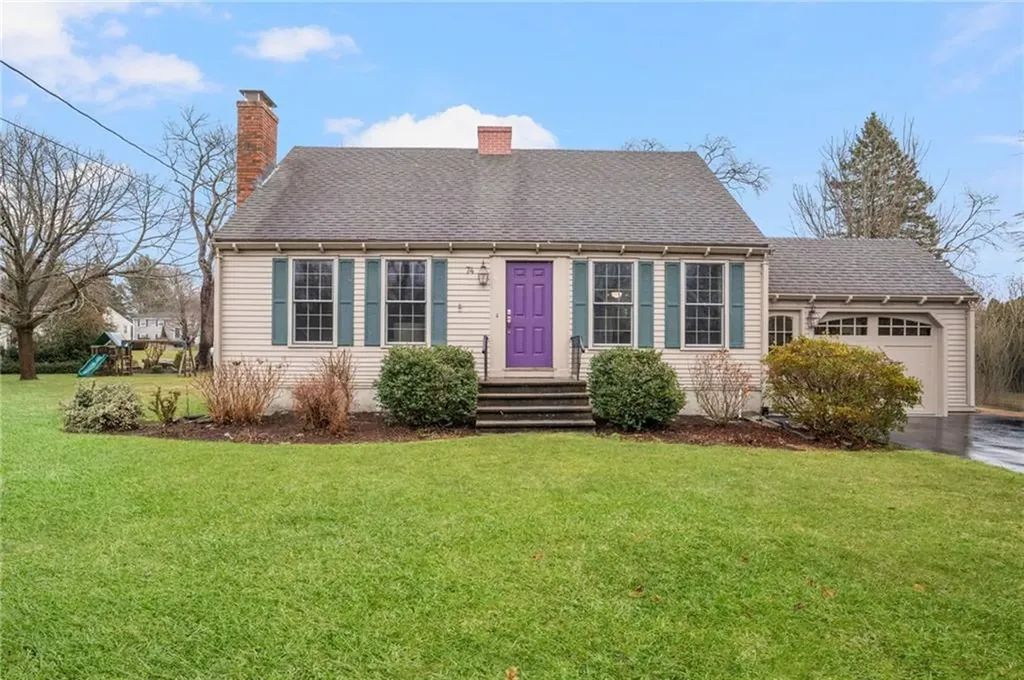 74 Maize Corn Road Portsmouth RI 02871