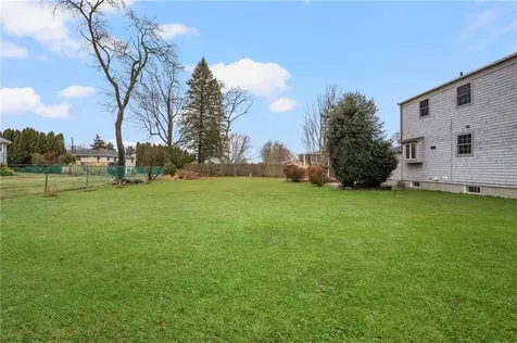 74 Maize Corn Road Portsmouth RI 02871