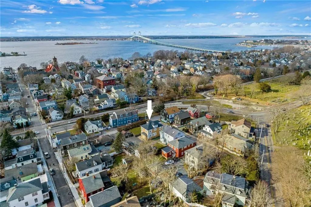 10 Braman Street Newport RI 02840