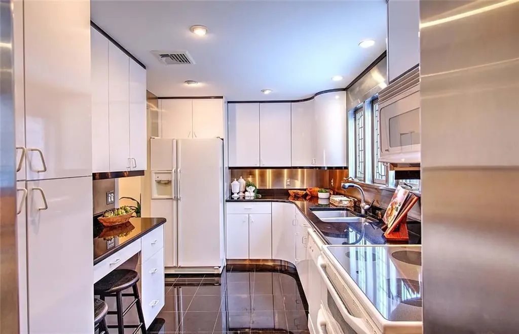 164 Butler Avenue Providence RI 02906