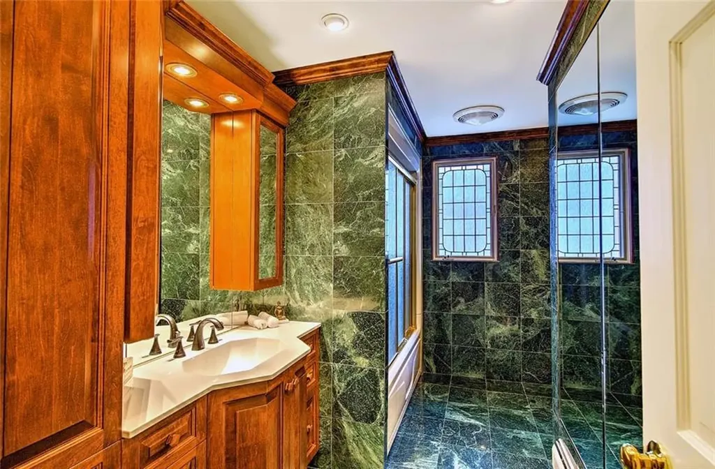 164 Butler Avenue Providence RI 02906