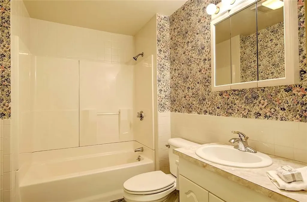 164 Butler Avenue Providence RI 02906