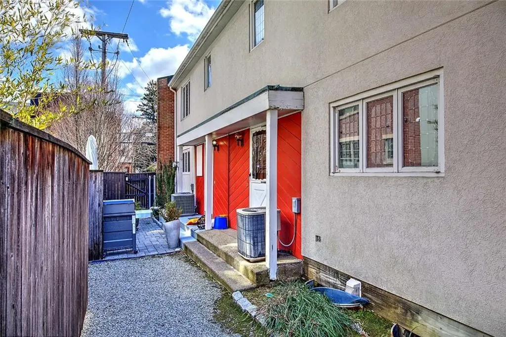 164 Butler Avenue Providence RI 02906