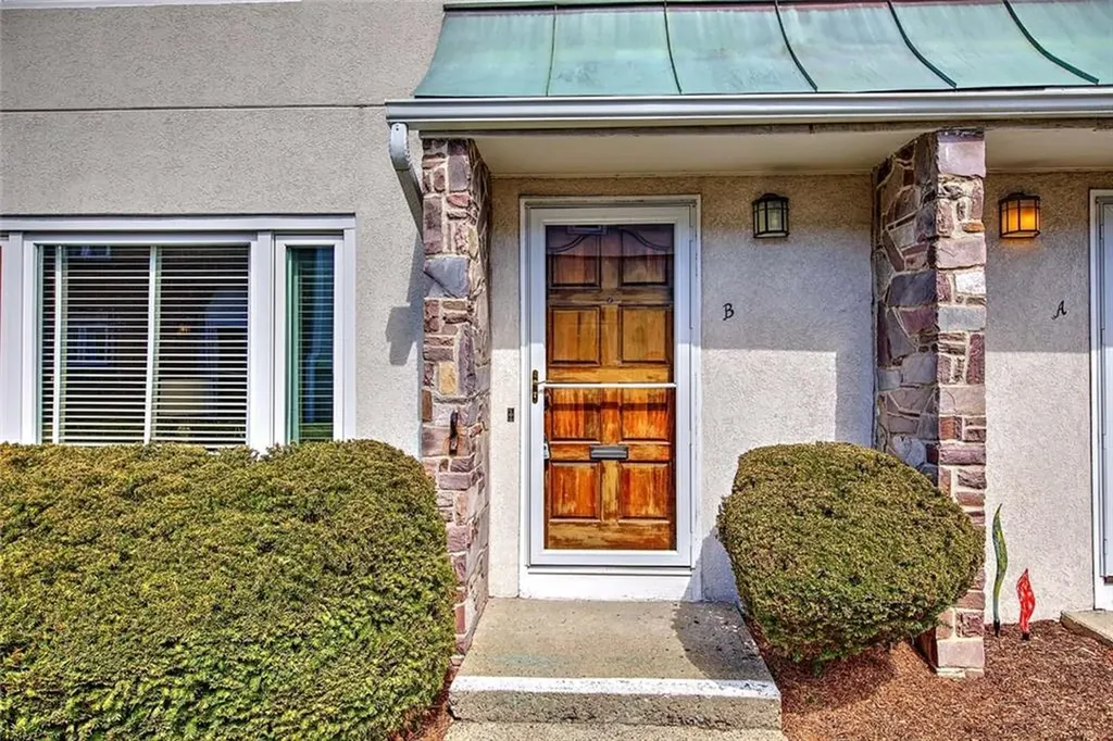 164 Butler Avenue Providence RI 02906