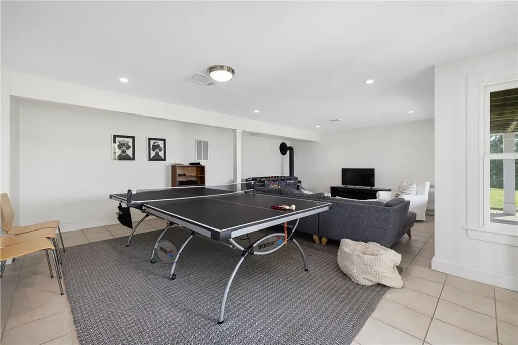 21 Ocean Heights Road Newport RI 02840