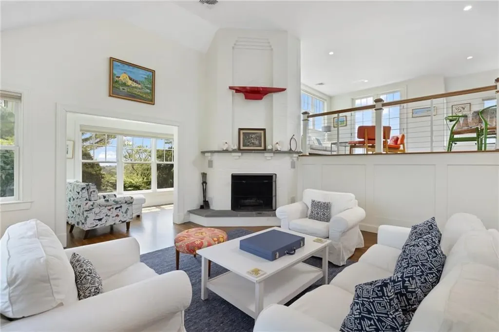 21 Ocean Heights Road Newport RI 02840