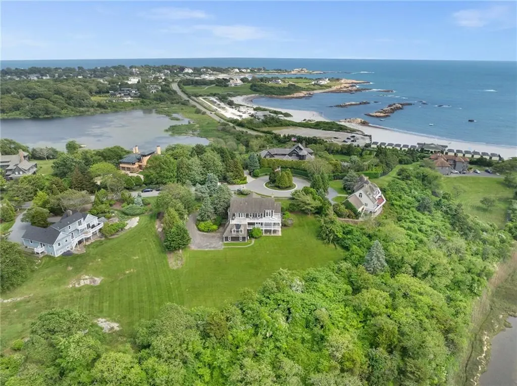21 Ocean Heights Road Newport RI 02840