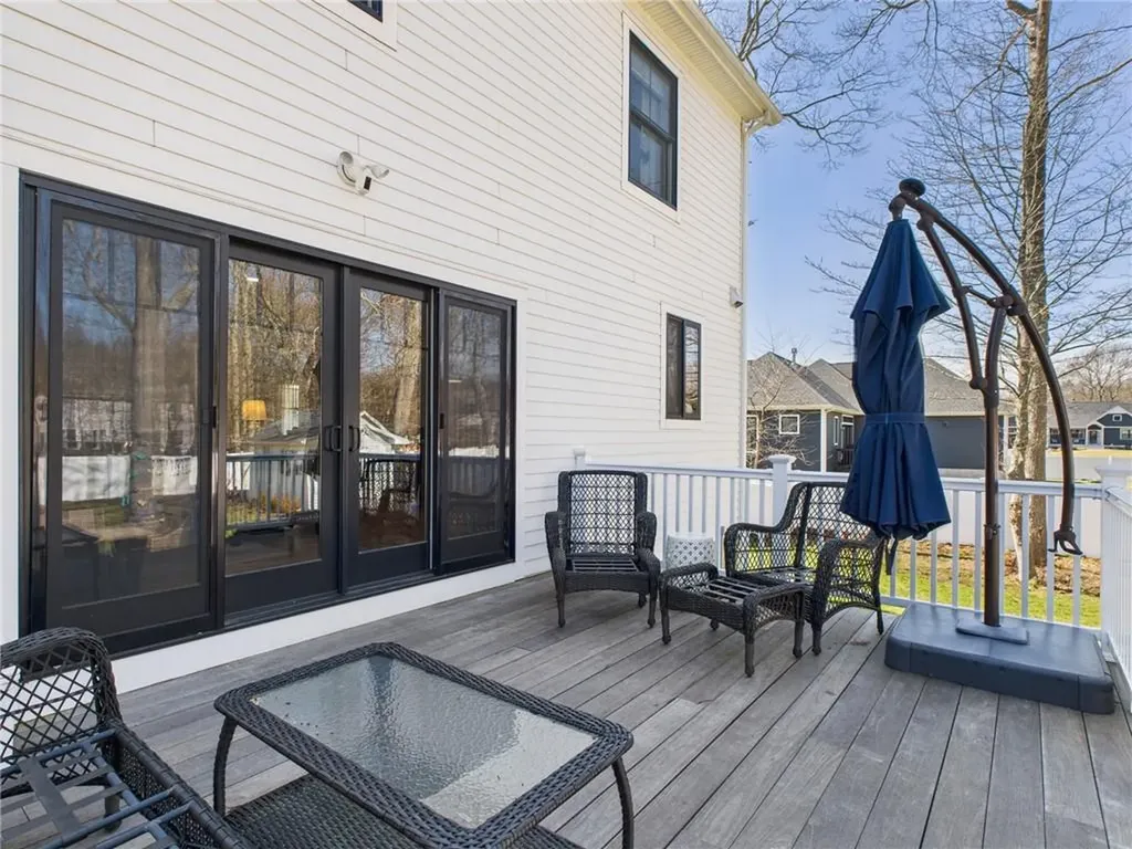 74 Lyne Road Tiverton RI 02878