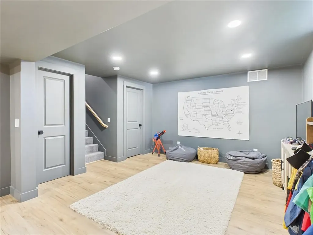74 Lyne Road Tiverton RI 02878