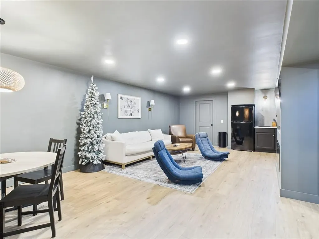 74 Lyne Road Tiverton RI 02878
