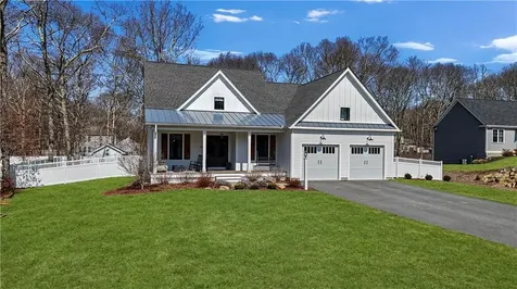 74 Lyne Road Tiverton RI 02878