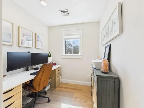 74 Lyne Road Tiverton RI 02878