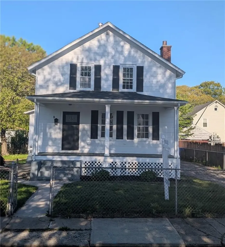 8 Lenox Avenue West Warwick RI 02893