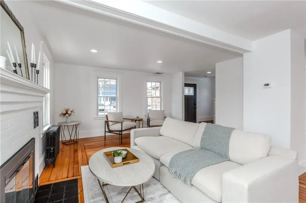 8 Lenox Avenue West Warwick RI 02893