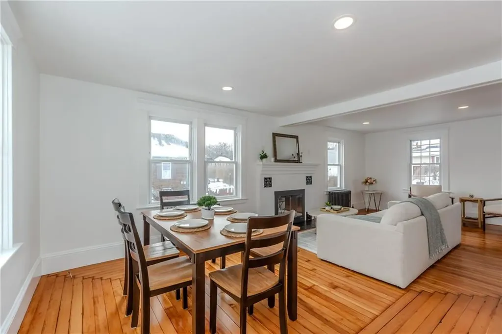 8 Lenox Avenue West Warwick RI 02893
