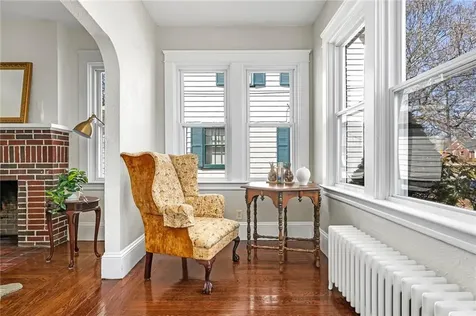 38 Trinity Parkway Providence RI 02908