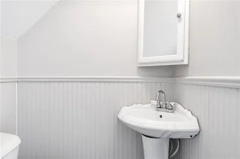 38 Trinity Parkway Providence RI 02908