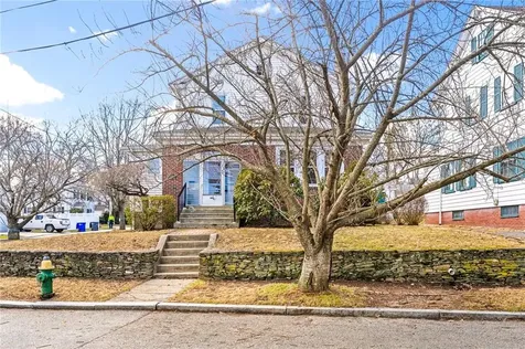 38 Trinity Parkway Providence RI 02908