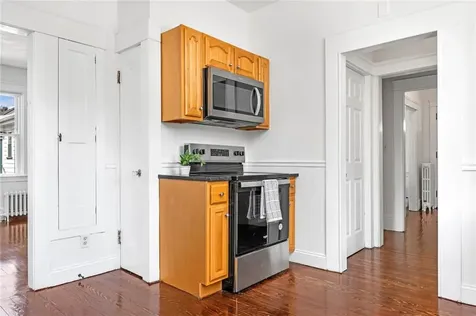 38 Trinity Parkway Providence RI 02908