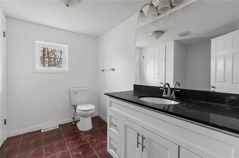 52 Blake Street Warwick RI 02889