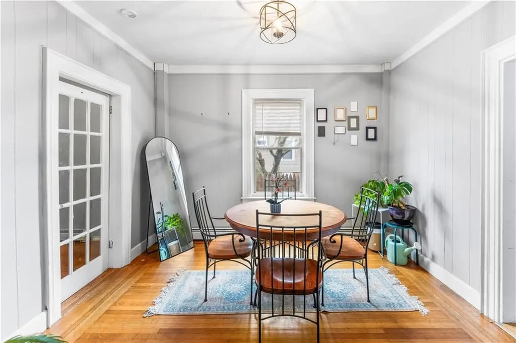 18 Berkley Street Providence RI 02908