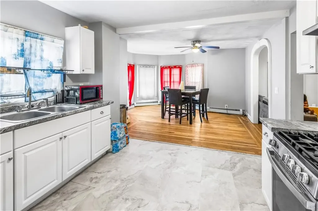 18 Berkley Street Providence RI 02908