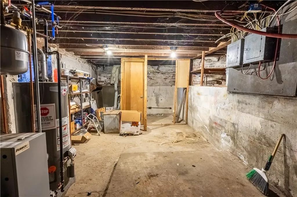 18 Berkley Street Providence RI 02908