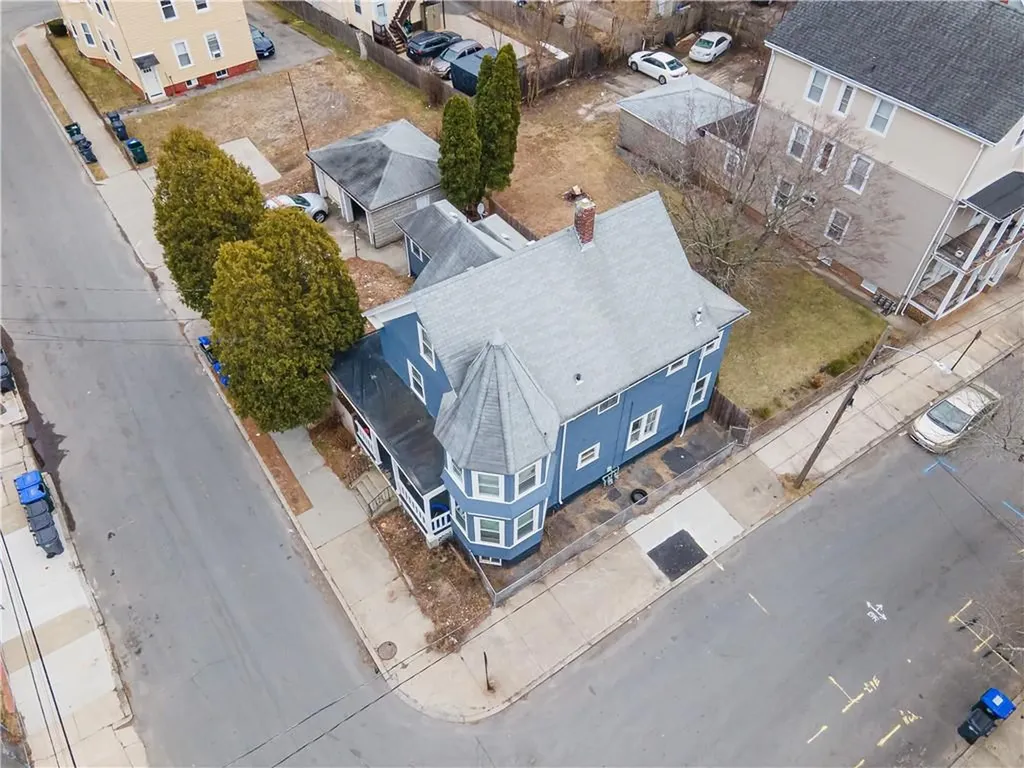 18 Berkley Street Providence RI 02908